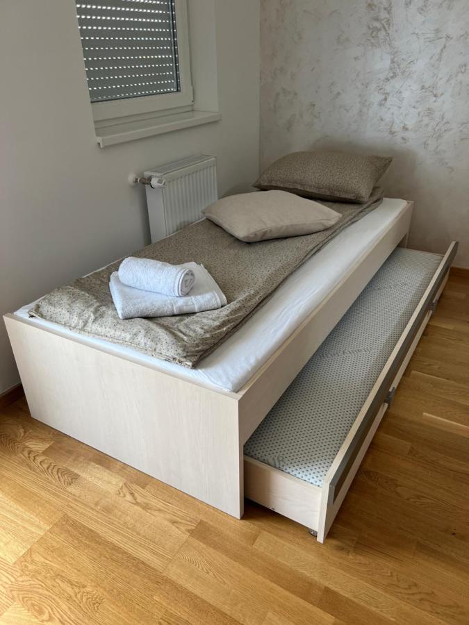 נובי סאד Apartman Didi-Free Parking מראה חיצוני תמונה