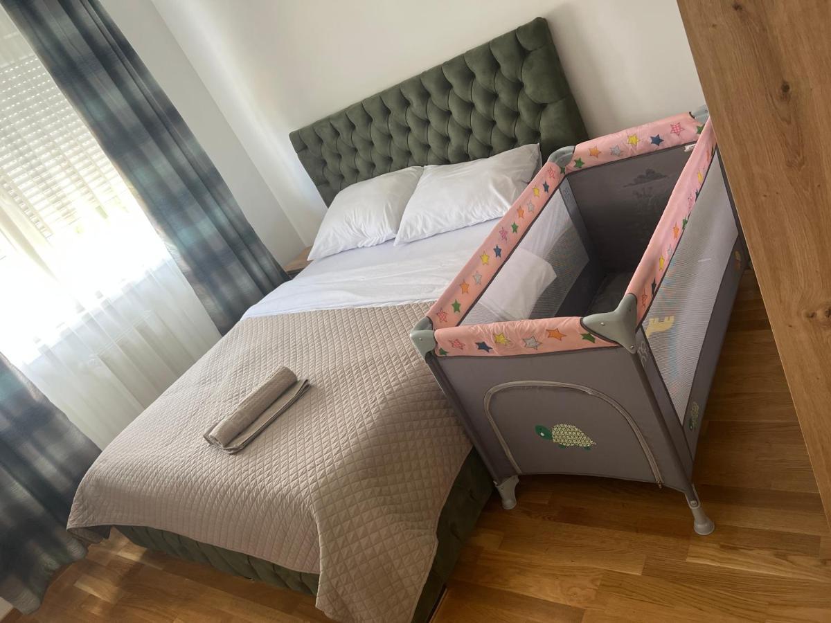נובי סאד Apartman Didi-Free Parking מראה חיצוני תמונה
